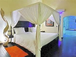 The Rhino Resort Hotel & Spa
