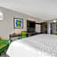 Holiday Inn Express Hotel & Suites Kansas City - Grandview By IHG