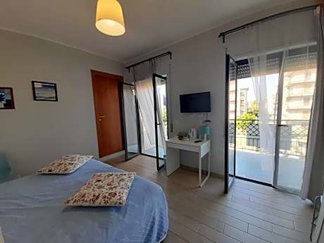 Double or Twin Room with Private Bathroom