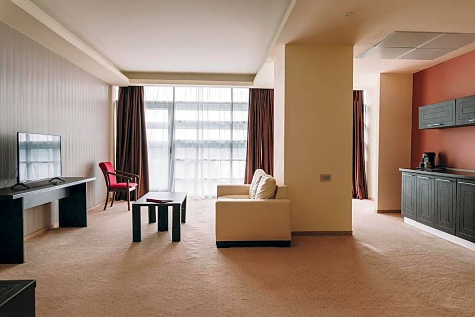 Ramada by Wyndham Constanta