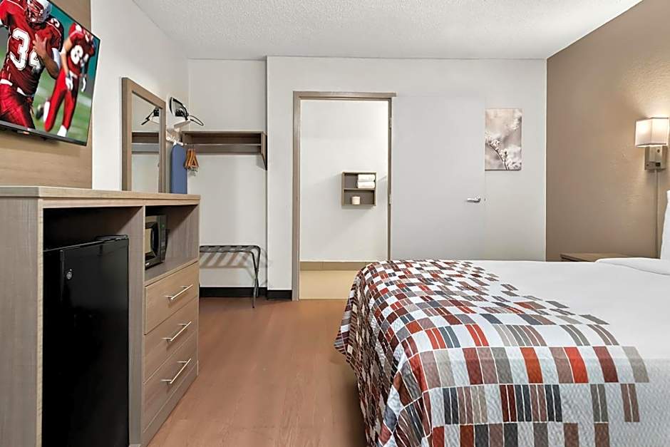 Red Roof Inn Auburn Hills