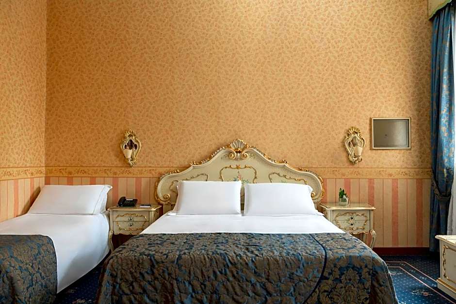 Hotel Montecarlo