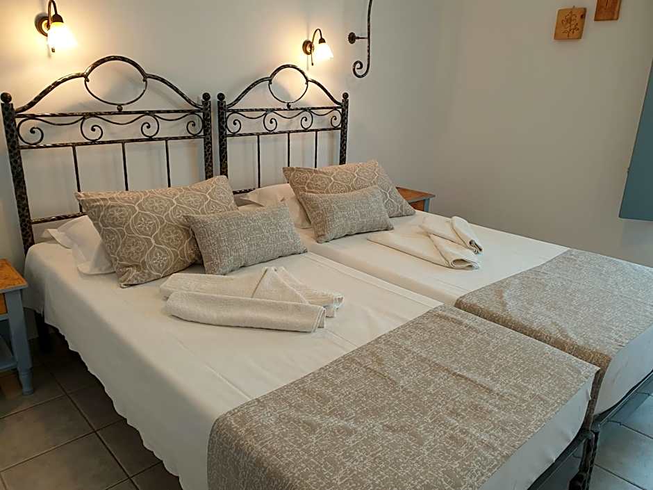 Sifnos Hotel Benaki