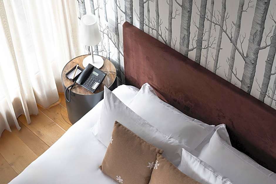 Montana Lodge & Spa, by R Collection Hotels