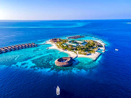 Chalet Over Water With Private Pool