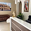 SQUARE HOTEL