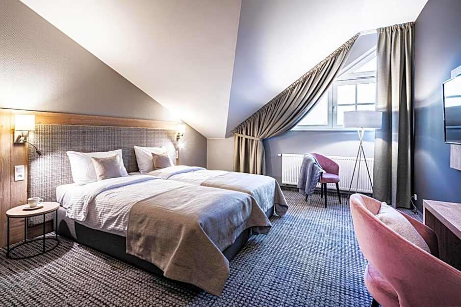 Sezony. Restauracja i Hotel