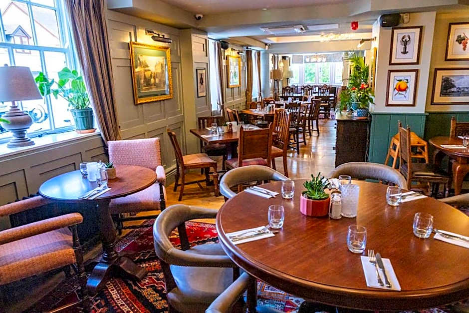 The Globe, Warwick, Warwickshire - Brunning & Price