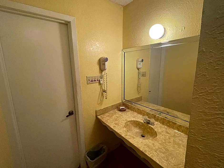 Relax Inn Copperas Cove