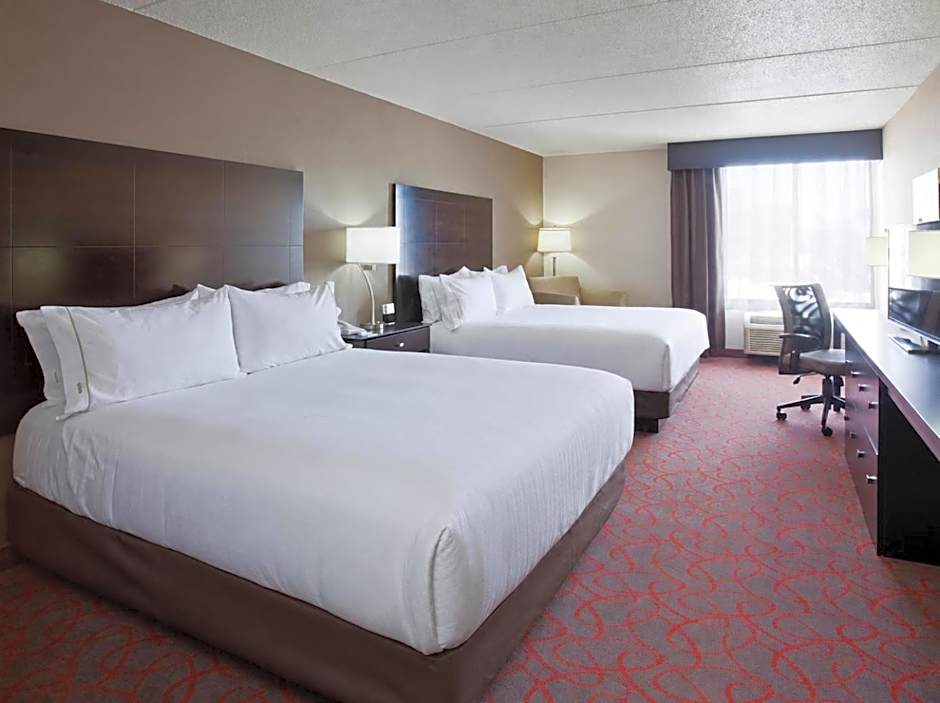 Holiday Inn Express & Suites Bloomington West By IHG