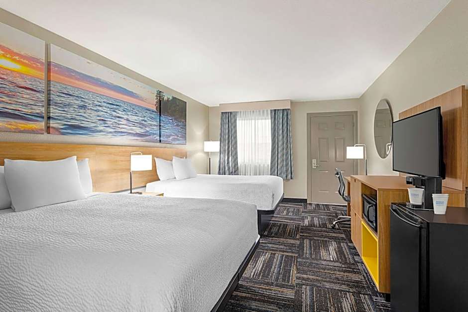 Days Inn by Wyndham Paris