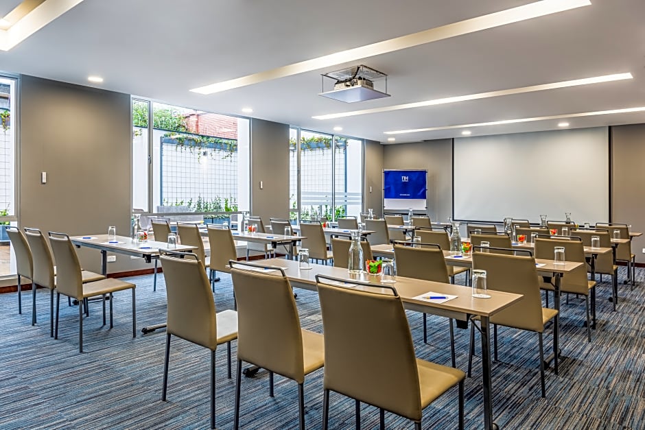 NH Bogota Urban 93 Royal