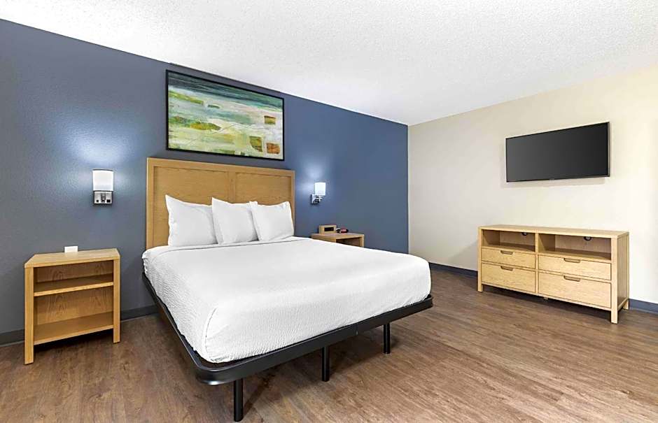 Extended Stay America Suites - Arlington - Six Flags