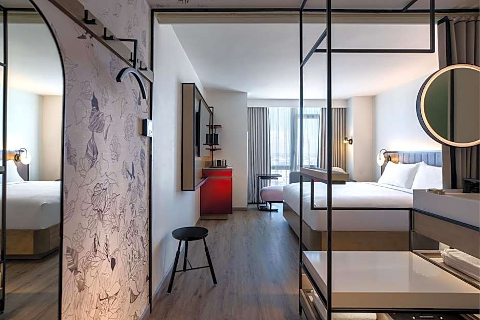 Renaissance New York Flushing Hotel at Tangram