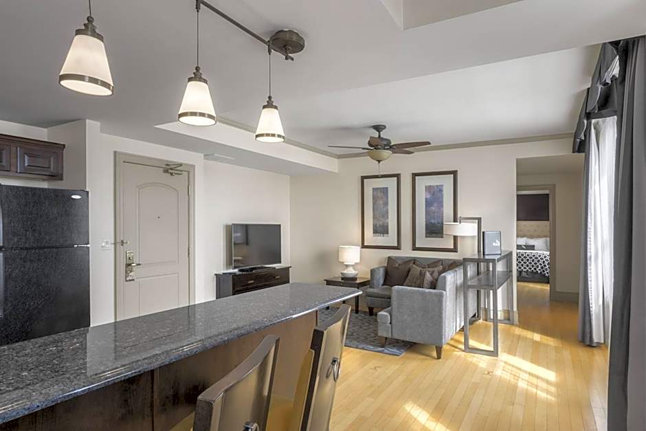 Hotel Blackhawk, Autograph Collection by Marriott