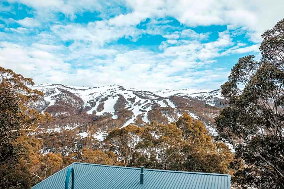 Bernti's Mountain Inn