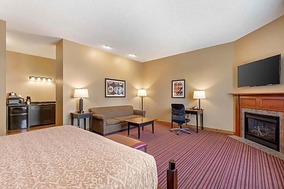Best Western Plus Dutch Haus Inn and Suites