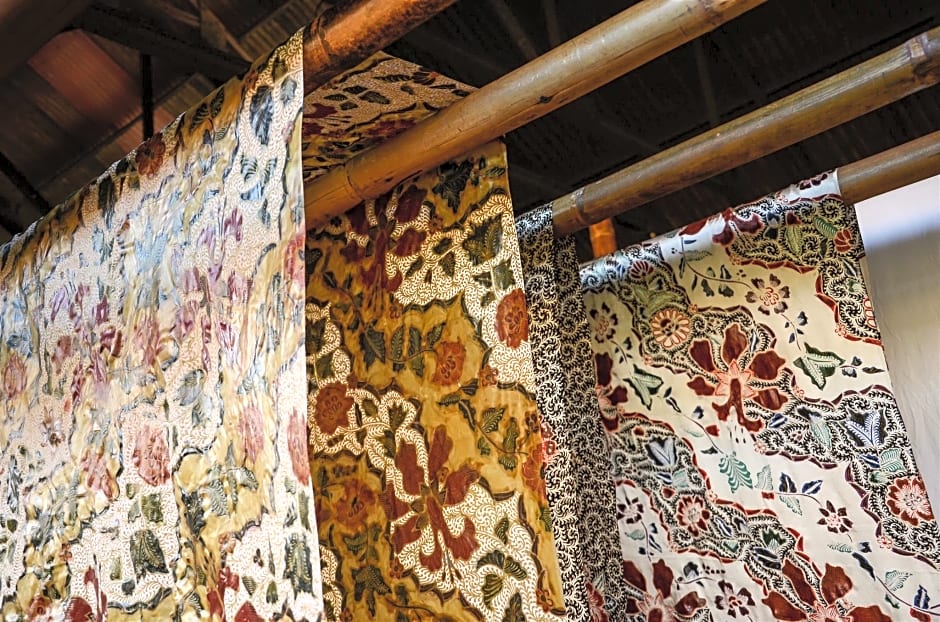 RedDoorz Syariah Near Exit Toll Pekalongan 2