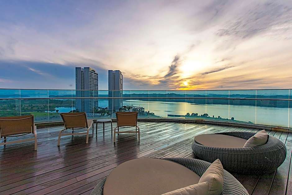 Fraser Place Puteri Harbour