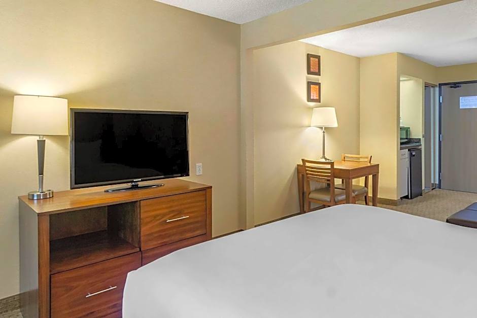 Comfort Inn and Suites Bothell - Seattle North