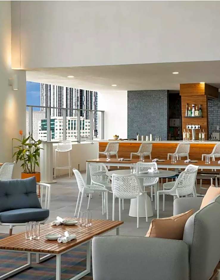 Comfortable Studio with King Bed and Queen Sofa-bed