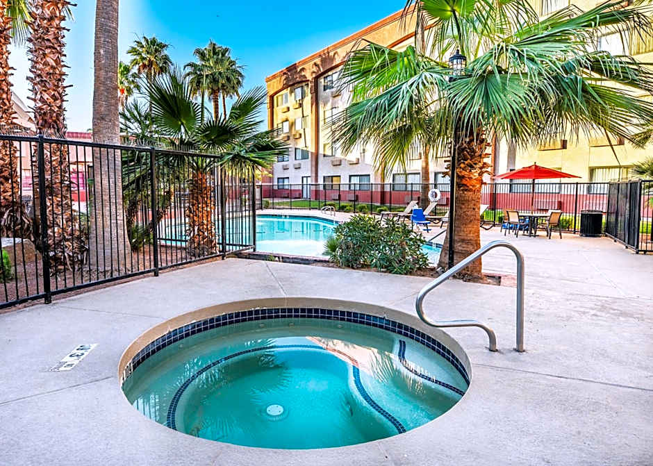 Radisson Hotel Casa Grande