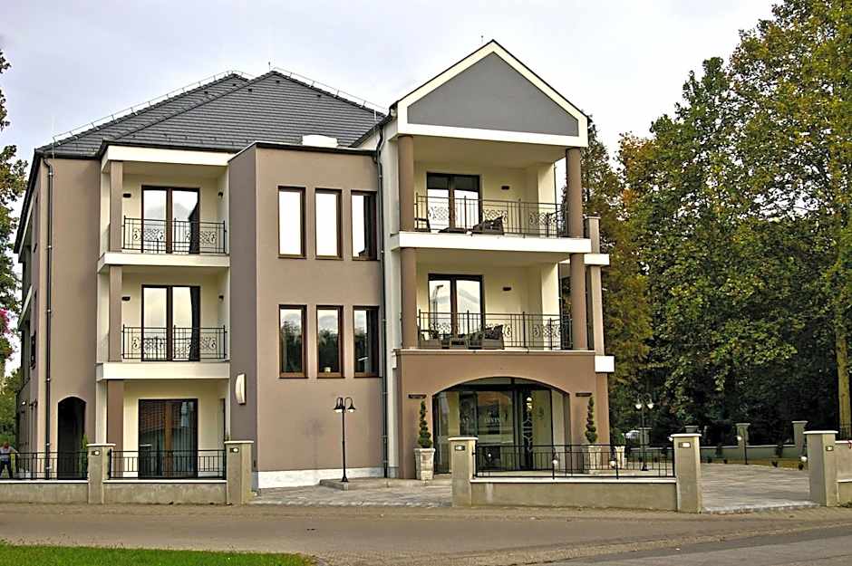 Boutique Hotel Divina