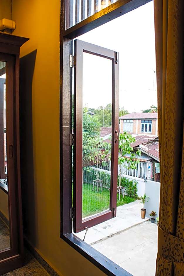 The Bank River House Ayutthaya