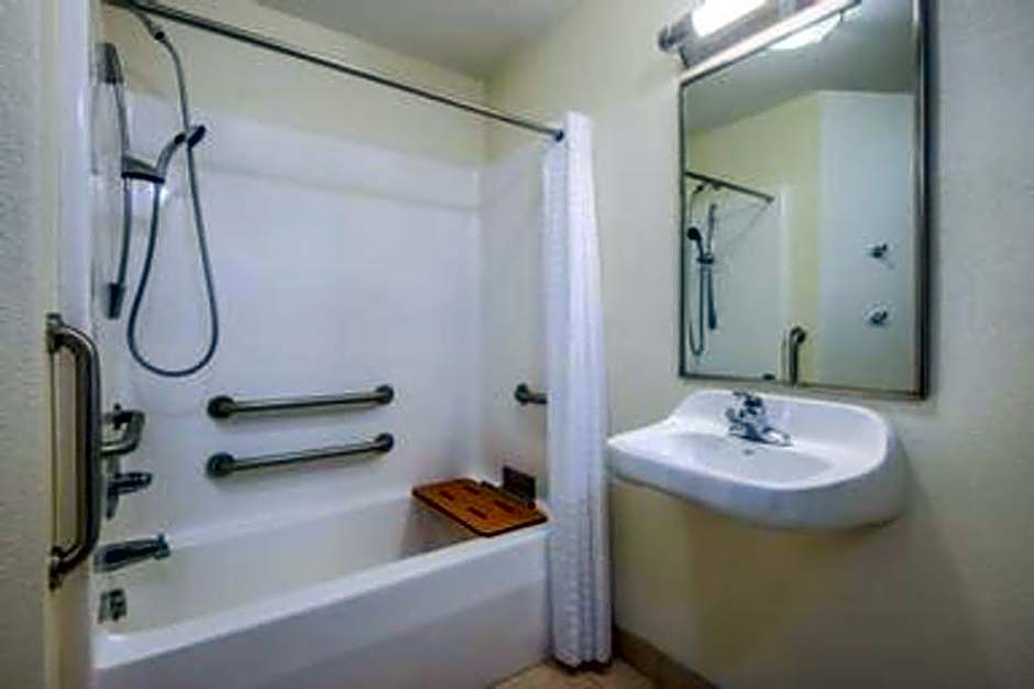 Candlewood Suites Jefferson City By IHG