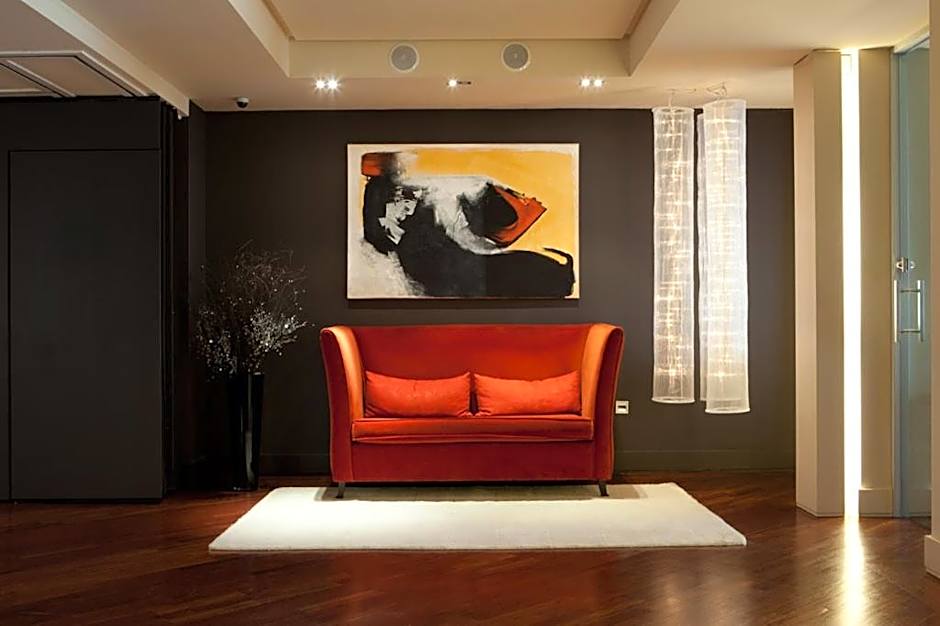 Hotel Moderno Puerta del Sol