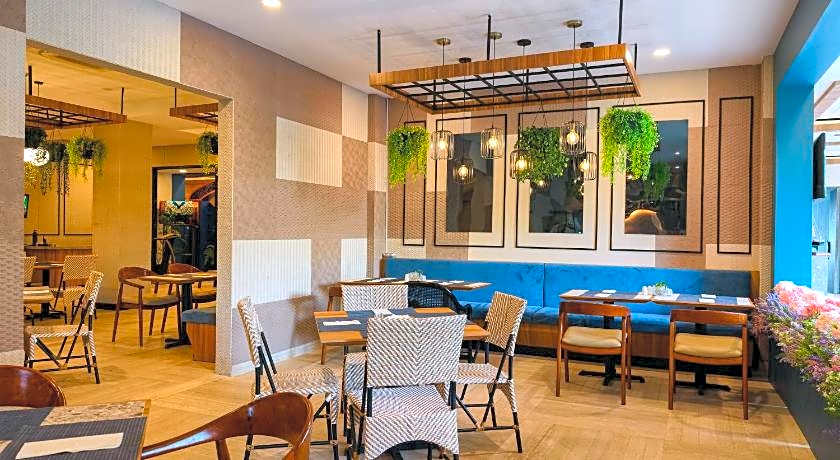 Golden Tulip Belitung