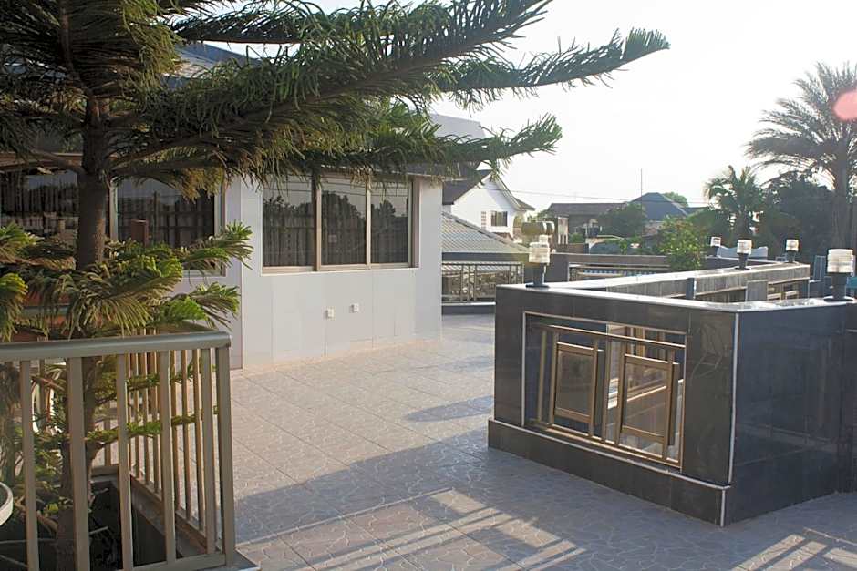 Eastgate Hotel