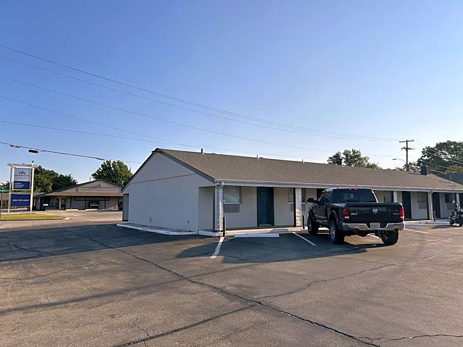 Motel 6 Ponca City, OK