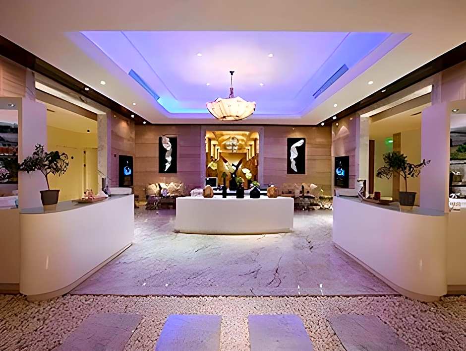 Sofitel Guangzhou Sunrich Hotel