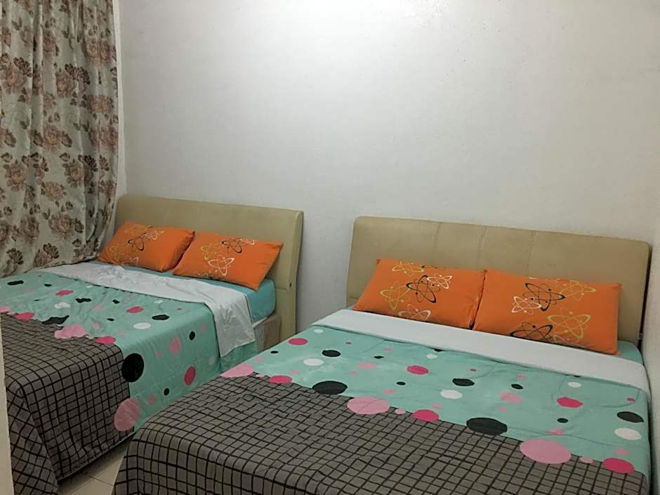 Cameron Supersave Apartment @ Crown Imperial Court