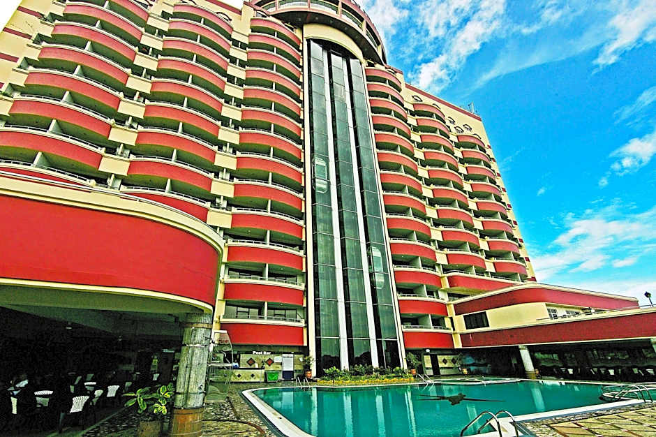 Planet Holiday Hotel & Residence