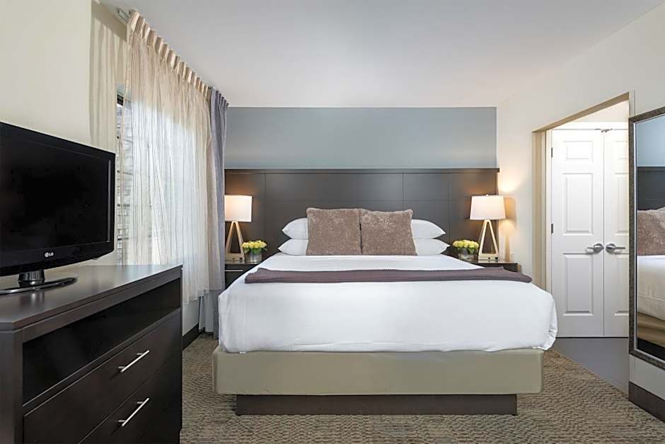 Staybridge Suites Chantilly Dulles Airport By IHG