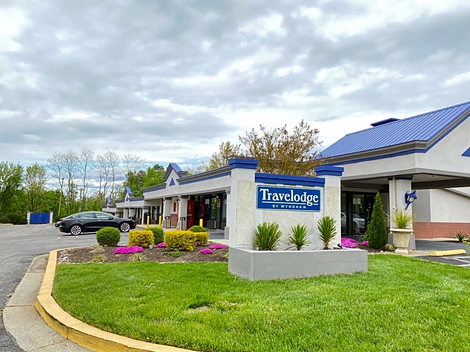 Travelodge by Wyndham Laurel