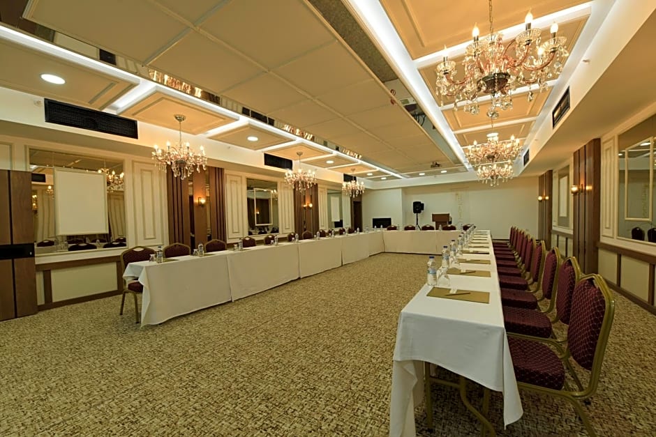 Nadir Business Hotel