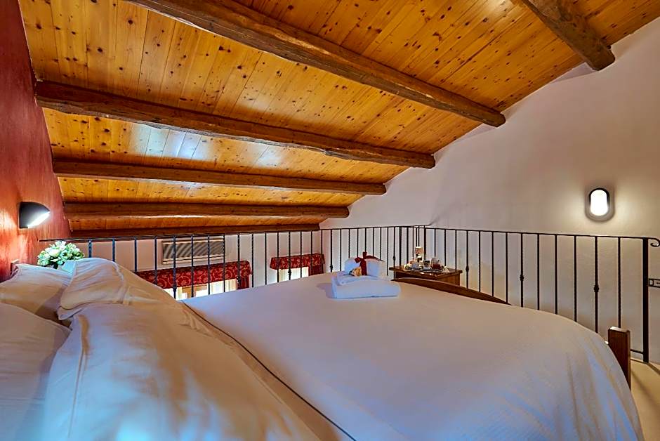 Casanova - Panoramic Rooms and Suites
