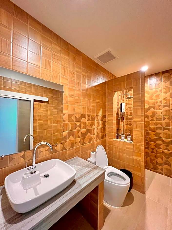 Por poshtel Kanchanaburi