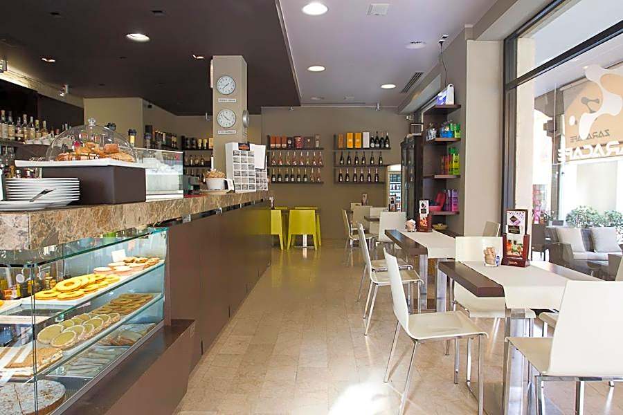 Zara Rooms & Suites