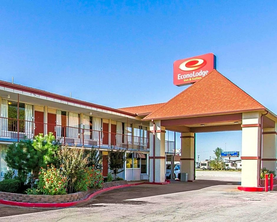 Econo Lodge Inn & Suites Near Bricktown