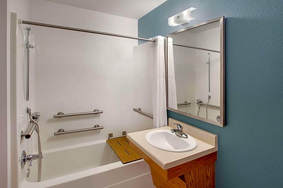 WoodSpring Suites Harlingen
