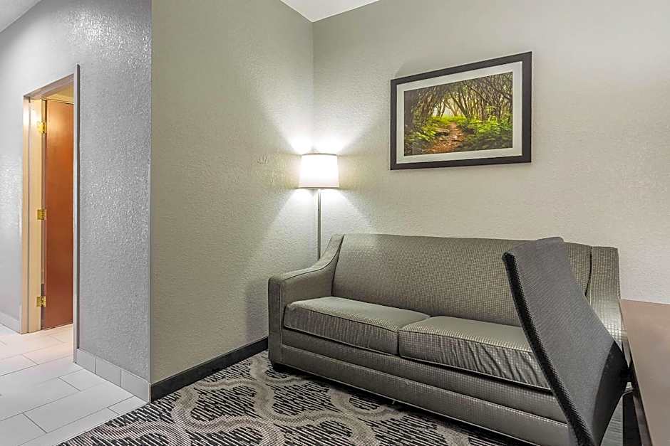 Quality Suites Pineville - Charlotte