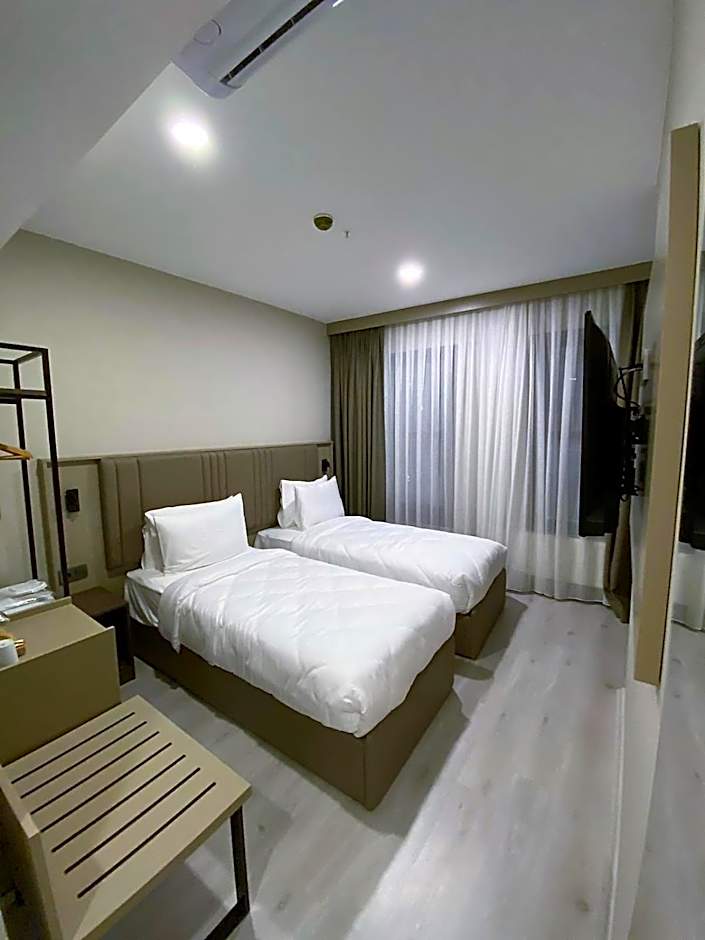 Foto 1 daripada 9 — Standard 2 Beds