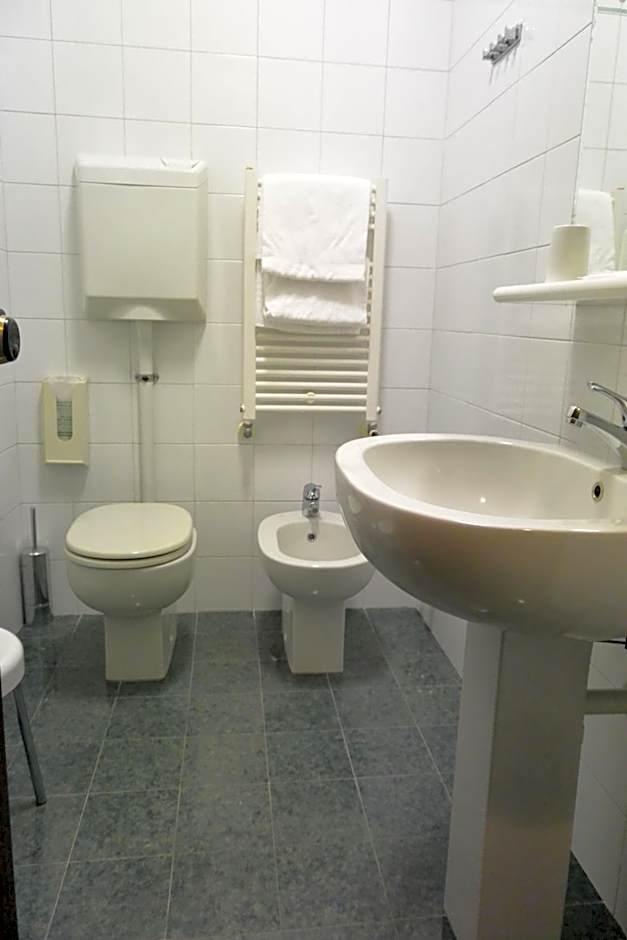 Le Petit Hotel