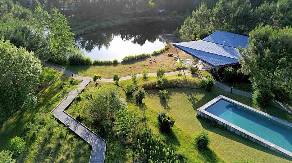 Les Échasses Golf & Surf Eco Lodge