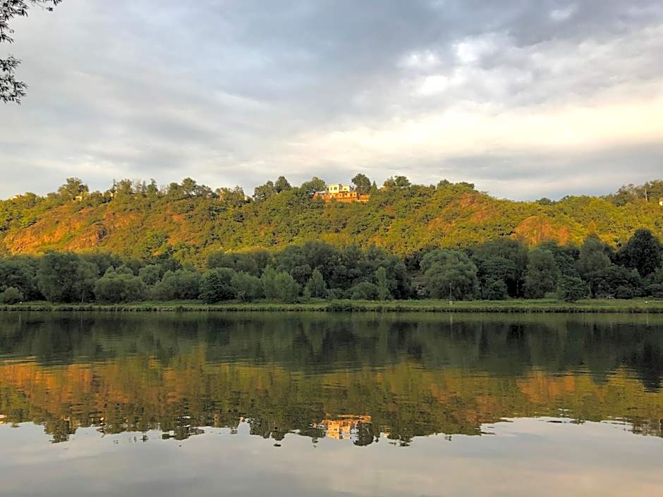 Apartmán - E - Vyhlídka nad řekou