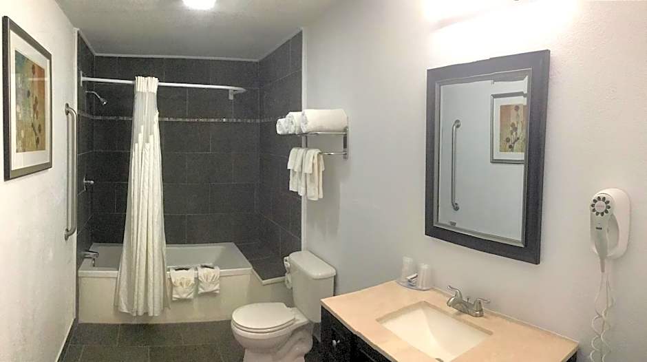 Budget Inn & Suites